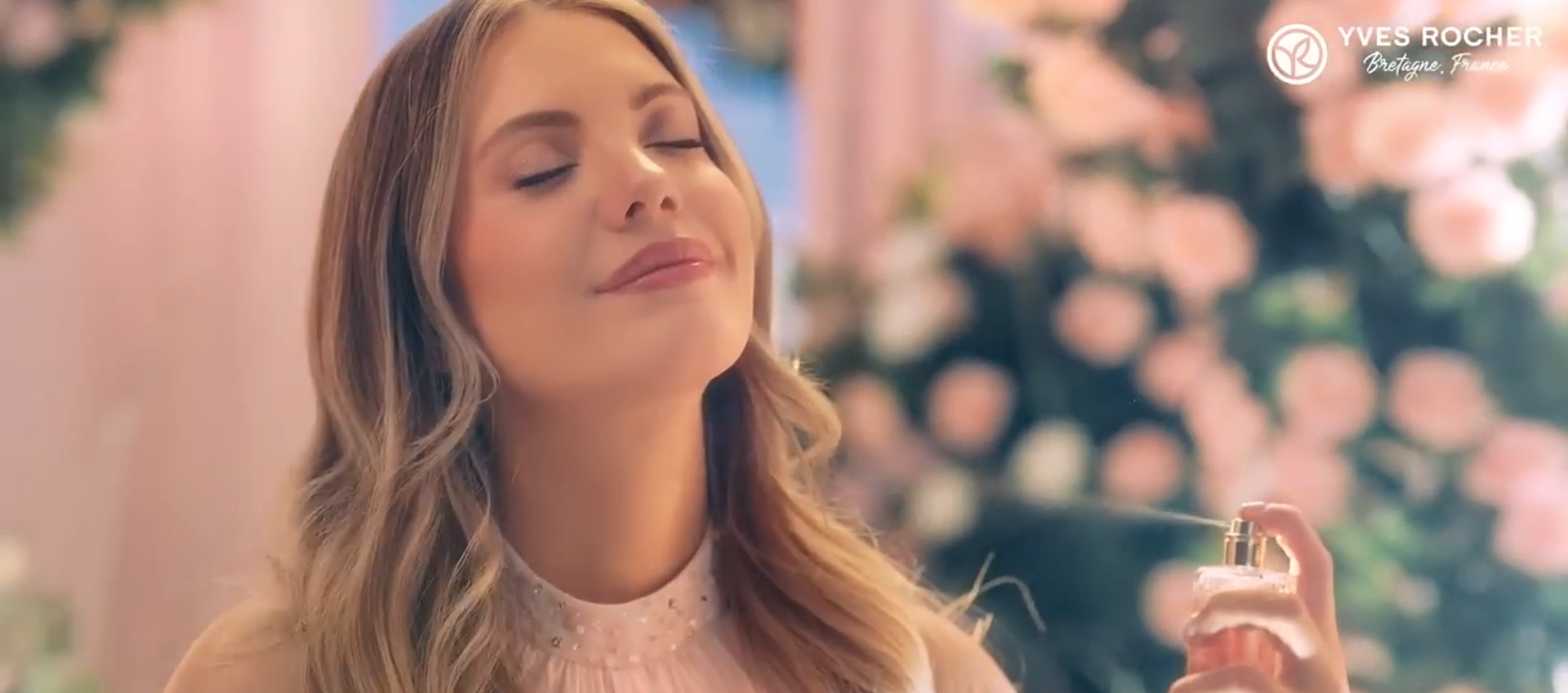 Onunla Sevginizi İz Bırakan Bir Hatıraya Dönüştürün...